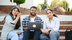 7 Tips For Hiring And Retaining College Graduates In 2022 | Innov